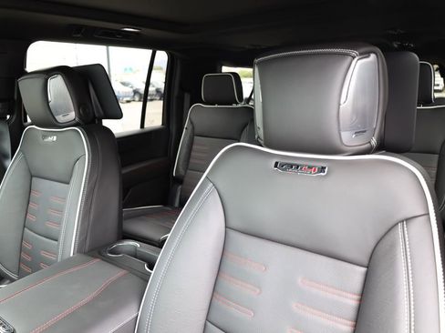 New 2026 GMC Yukon XL AT4 Ultimate AWD/4WD image 18
