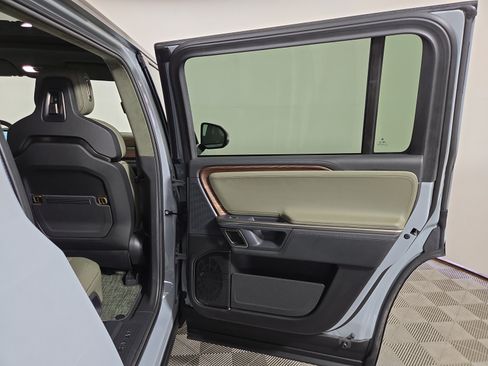 Used 2024 Rivian R1S Adventure Quad AWD/4WD image 19