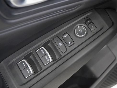Used 2023 Honda Accord EX image 18