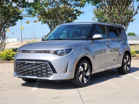 New 2025 Kia Soul GT-Line image 2