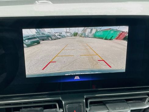 Used 2025 Chevrolet TrailBlazer ACTIV w/ Convenience Package FWD image 13