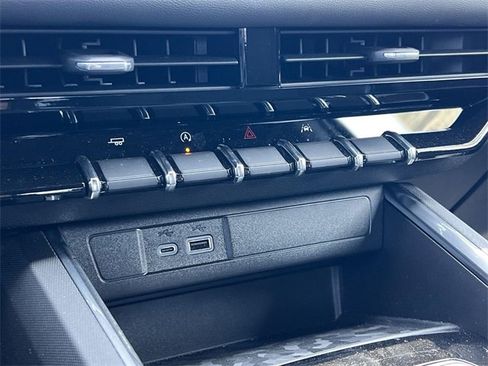 New 2025 GMC Canyon Elevation image 20