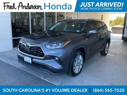 Used 2021 Toyota Highlander Limited