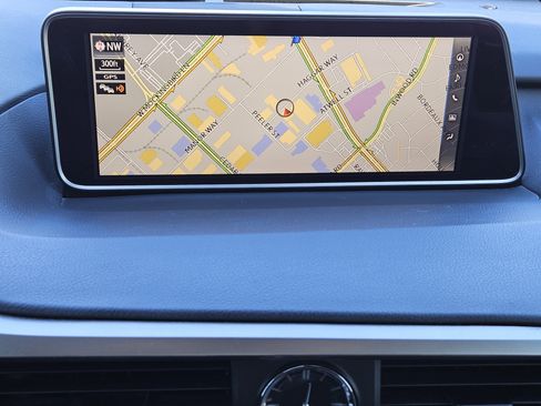 Used 2017 Lexus RX 350 FWD image 19