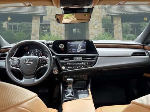 Used 2022 Lexus ES 350 w/ Premium Package FWD image 16