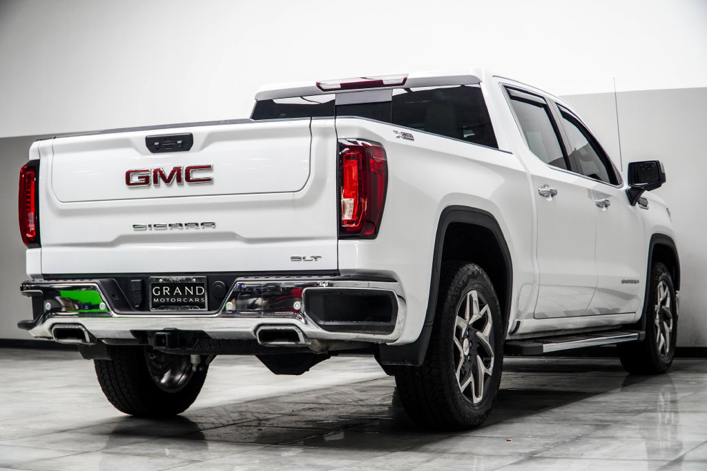 Used 2024 GMC Sierra 1500 SLT w/ SLT Premium Plus Package AWD/4WD image 15