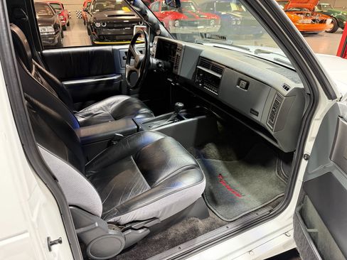 Used 1992 GMC Jimmy AWD/4WD image 42