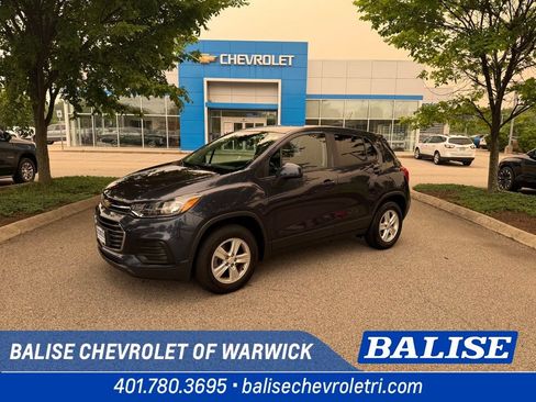 Used 2019 Chevrolet Trax LS w/ Tint and Cruise Package AWD/4WD image 1