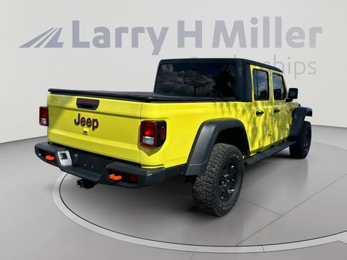 Used 2023 Jeep Gladiator Mojave w/ Cold Weather Group AWD/4WD image 5