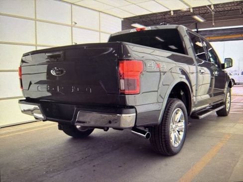 Used 2020 Ford F150 Lariat image 4