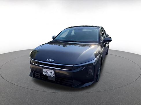 Used 2025 Kia K4 LXS FWD image 7