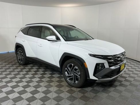 Used 2025 Hyundai Tucson Limited image 3