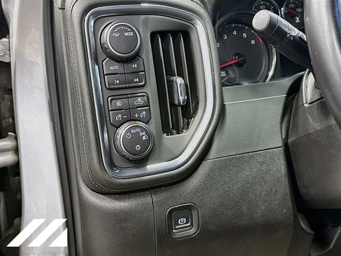 Used 2022 Chevrolet Silverado 2500 LT w/ Convenience Package AWD/4WD image 10