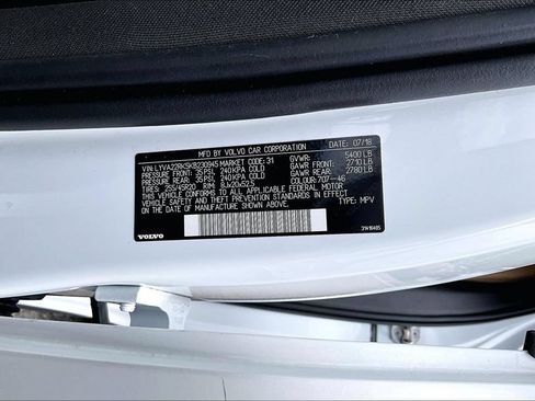 Used 2019 Volvo XC60 T6 Momentum w/ Premium Package AWD/4WD image 17