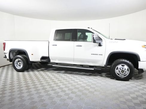 Used 2023 Chevrolet Silverado 3500 High Country AWD/4WD image 9