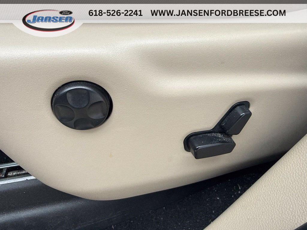 Used 2020 Jeep Grand Cherokee Limited AWD/4WD image 8