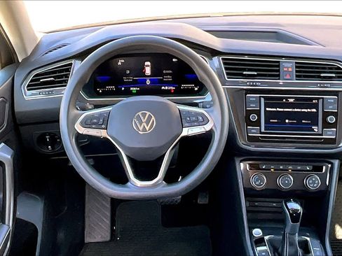 Used 2023 Volkswagen Tiguan S FWD image 6