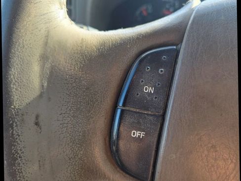 Used 2000 Ford F250 XL image 21