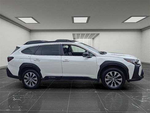 Certified 2025 Subaru Outback Limited XT image 8
