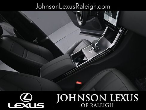 Used 2026 Land Rover Range Rover Evoque Dynamic SE image 13