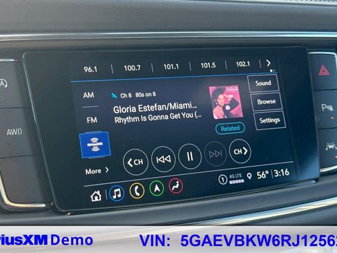 Used 2024 Buick Enclave Premium image 29