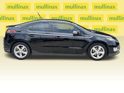 Used 2014 Chevrolet Volt Premium w/ Premium Trim Package FWD image 2