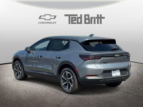 New 2026 Chevrolet Equinox EV LT image 6