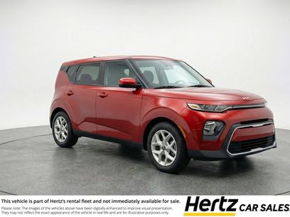 Used 2025 Kia Soul LX w/ LX Technology Package