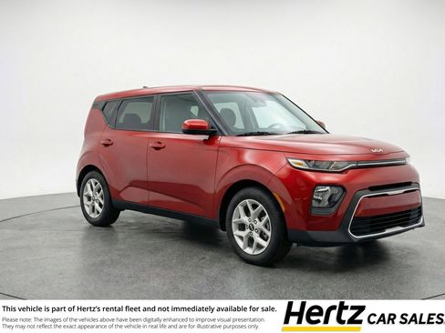 Used 2025 Kia Soul LX w/ LX Technology Package FWD image 1