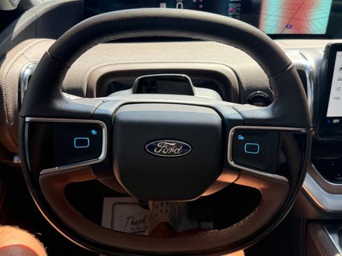Used 2025 Ford Expedition King Ranch AWD/4WD image 48