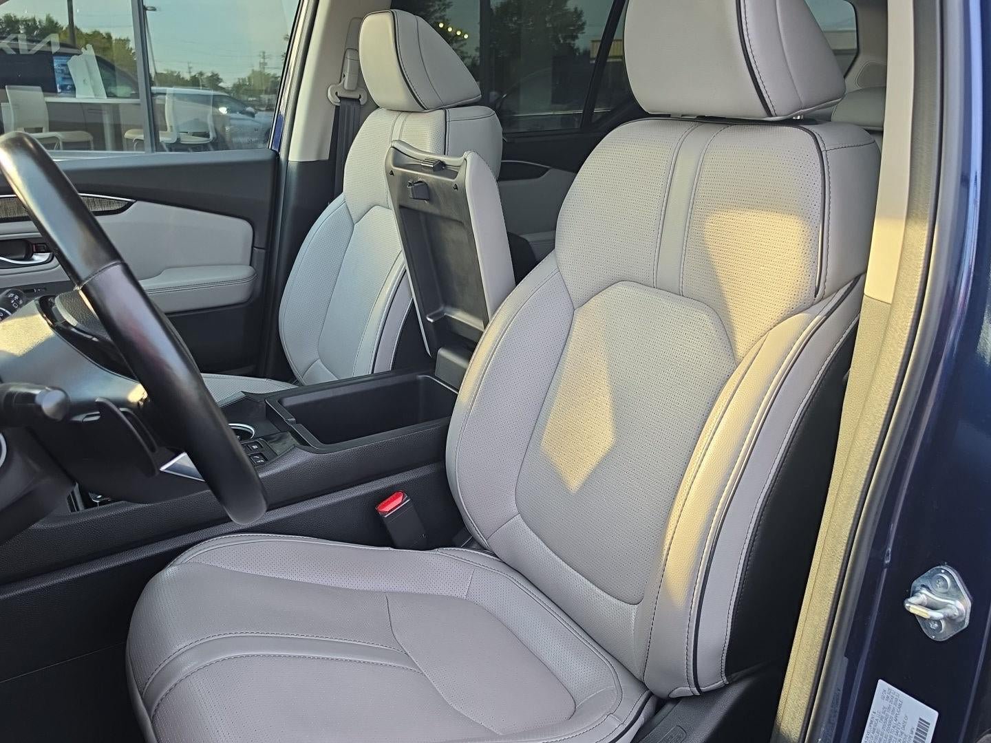 Used 2024 Honda Pilot Elite image 48
