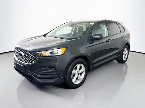 Used 2023 Ford Edge SE AWD/4WD image 4