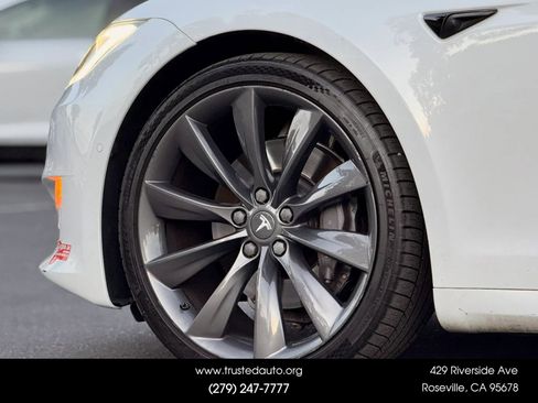 Used 2017 Tesla Model S 90D image 21