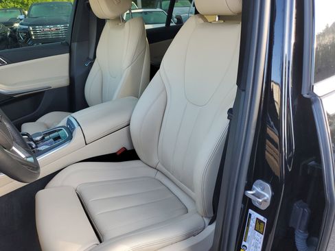 Used 2022 BMW X5 sDrive40i w/ Parking Assistance Package image 51