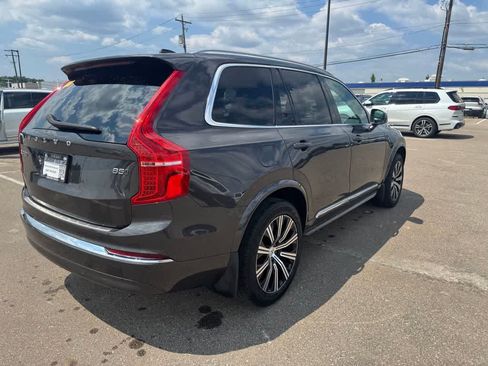 Used 2024 Volvo XC90 B5 Core w/ Protection Package Premier AWD/4WD image 5