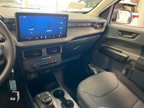 New 2025 Ford Maverick XL w/ Equipment Group 101A image 36