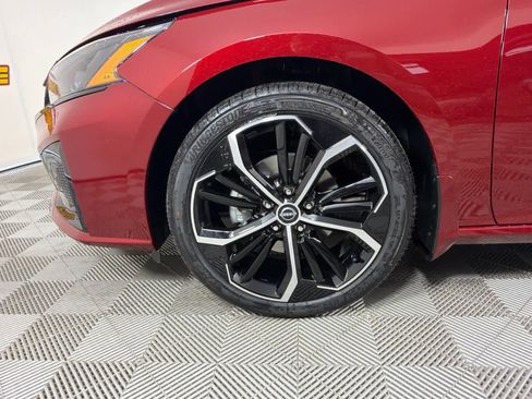 New 2026 Nissan Altima 2.5 SR w/ SR Premium Package image 10