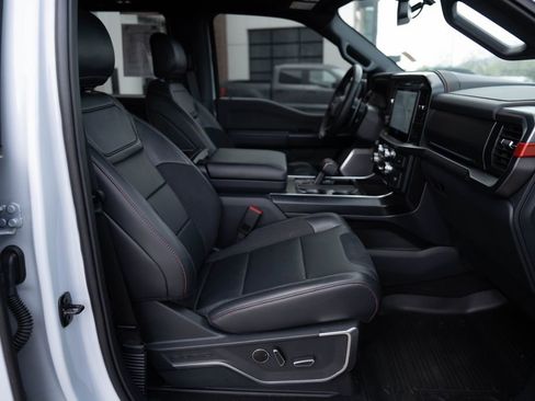 Used 2025 Ford F150 Raptor image 14
