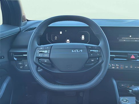 New 2026 Kia Sportage X-Line w/ X-Line Technology Package image 11