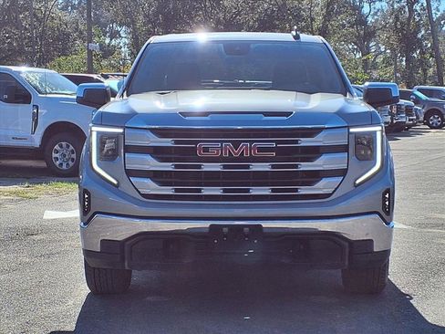 Used 2024 GMC Sierra 1500 SLE image 2