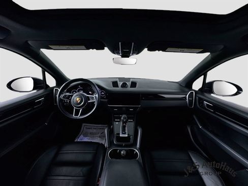 Used 2021 Porsche Cayenne AWD/4WD image 29