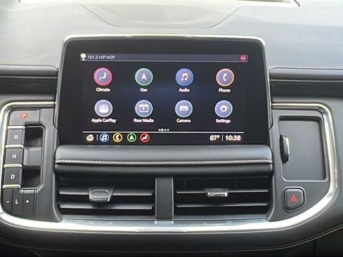 Used 2021 GMC Yukon AT4 w/ AT4 Premium Package AWD/4WD image 14
