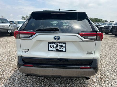 Used 2020 Toyota RAV4 XSE AWD/4WD image 9