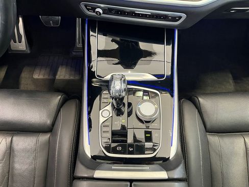 Used 2022 BMW X7 xDrive40i AWD/4WD image 42