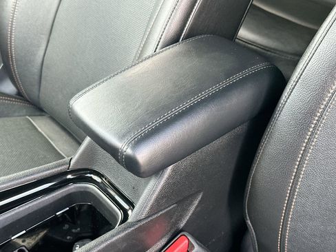 Used 2023 Jeep Compass Limited image 20