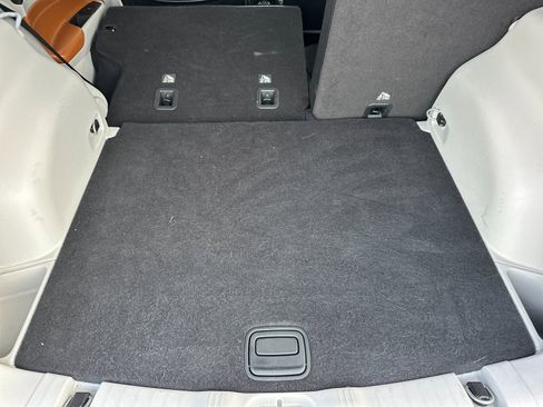 Used 2023 Jeep Compass Limited image 15