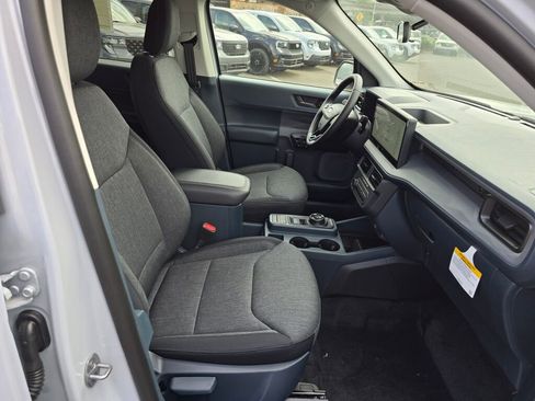 New 2025 Ford Maverick XLT w/ XLT Luxury Package AWD/4WD image 11