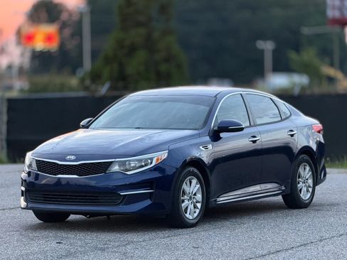 Used 2018 Kia Optima LX FWD image 6