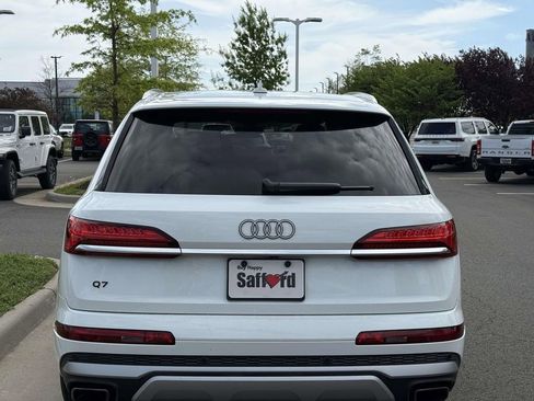 Used 2025 Audi Q7 3.0T Premium Plus AWD/4WD image 12