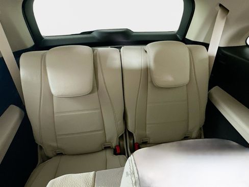 Used 2026 Mercedes-Benz GLS 450 4MATIC image 37